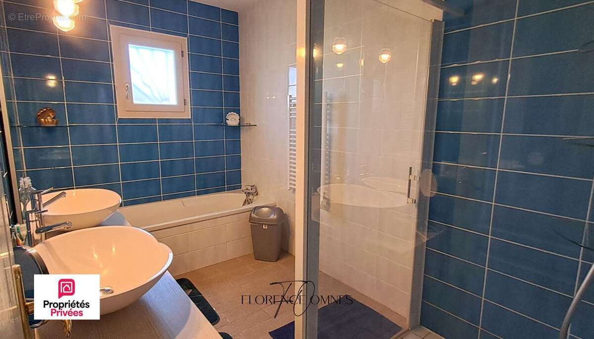 Maison  plain-pied  98m2 - 2 chambres  + bureau - jardin - Garage - aucun travaux - DPE A - photo 9