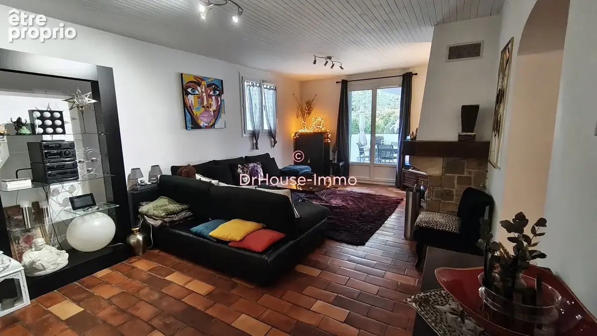 Maison 6 pièces 128 m² à vendre à Bourg-Les-Valence (26500) - photo 8