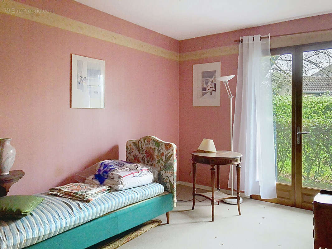 Maison à VILLENAVE-D'ORNON