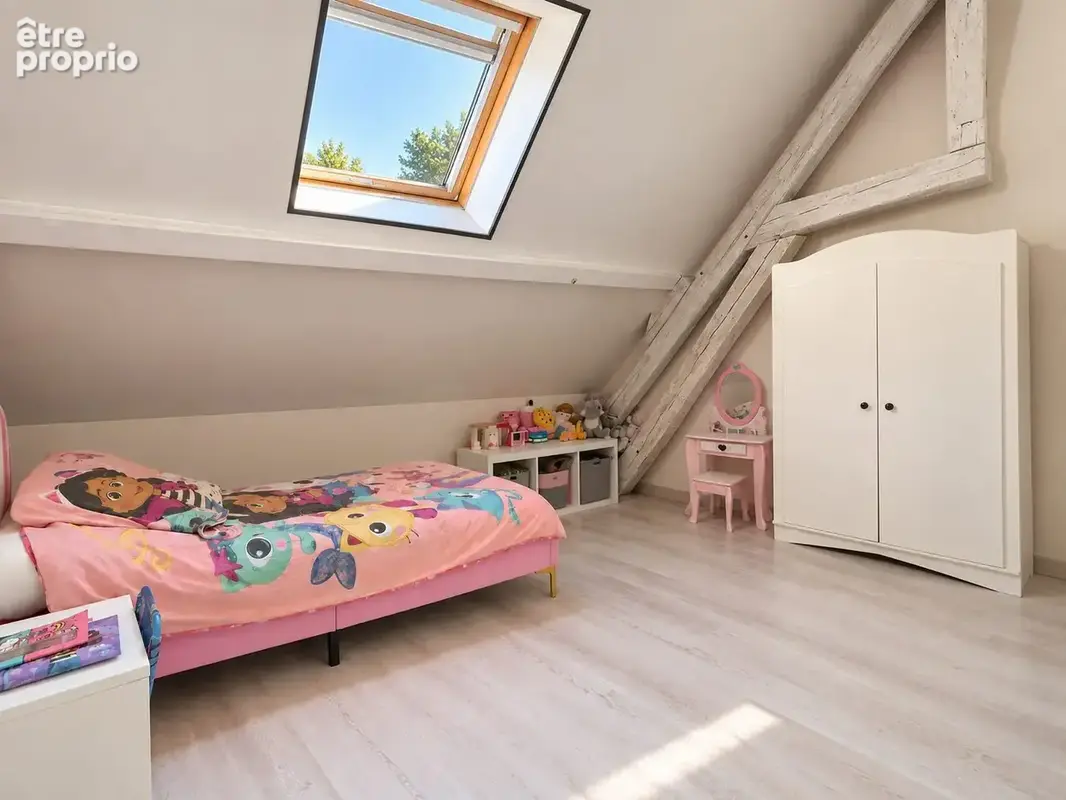 Maison 6 pièces 158 m² à vendre à Saint-Gervais-En-Valliere (71350) - photo 9
