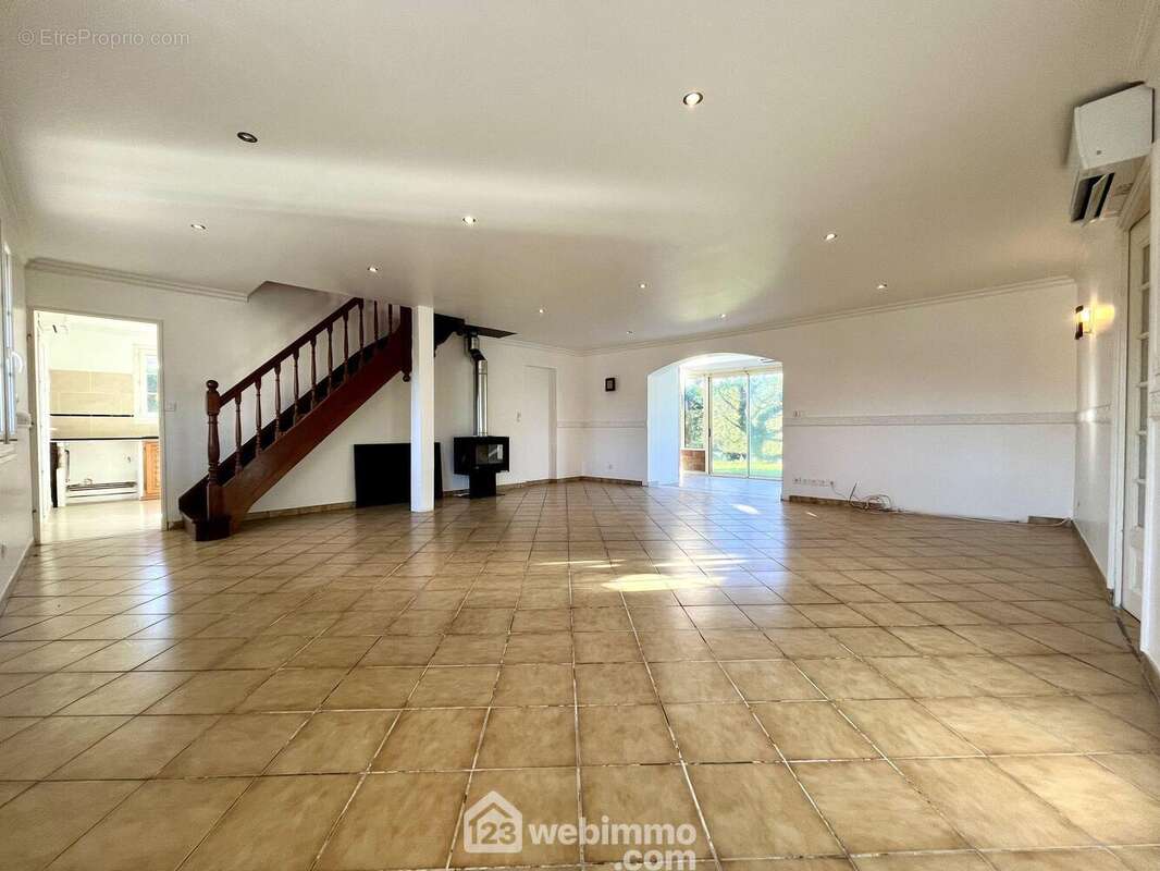 Maison à SAINT-LAURENT-MEDOC