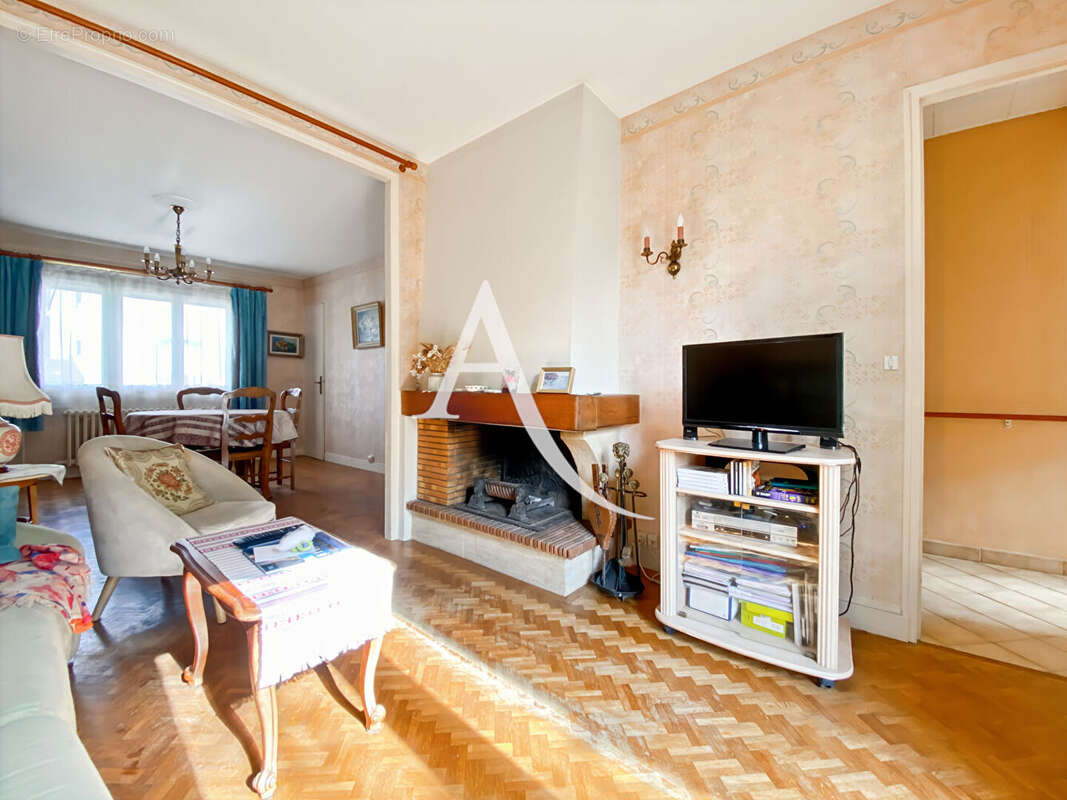 Maison à BOIS-D&#039;ARCY