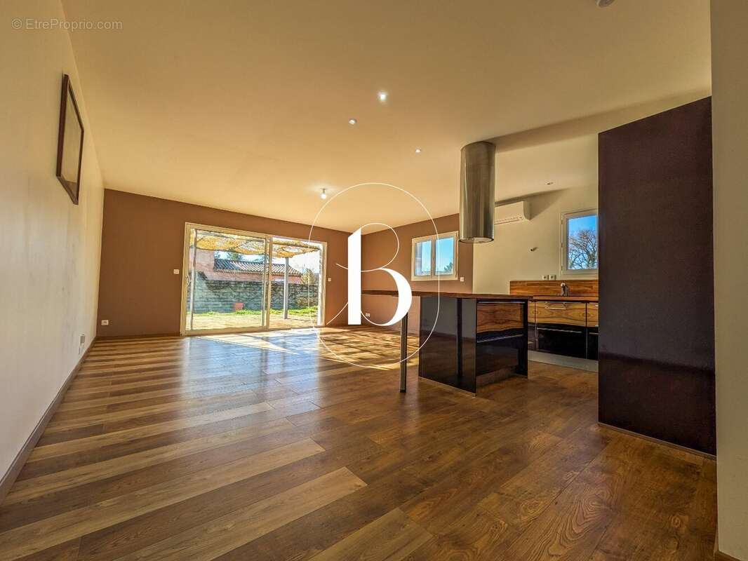 Maison à GOUDARGUES