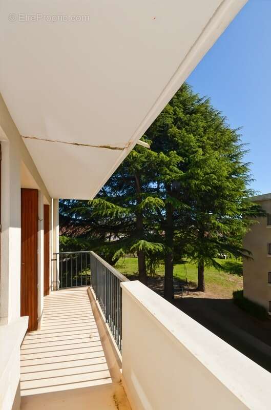 Appartement à FRESNES