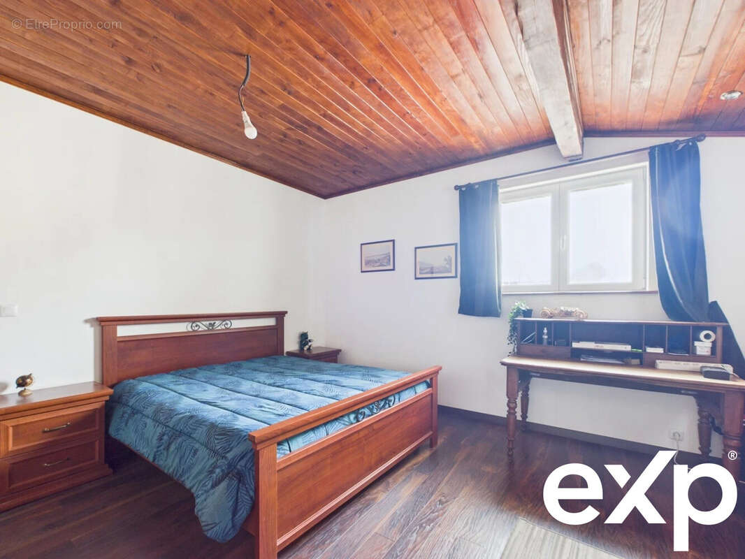 Maison à SAINT-GEORGES-D'ESPERANCHE