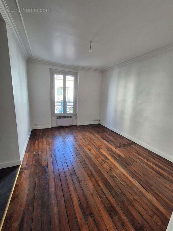 Appartement à LEVALLOIS-PERRET