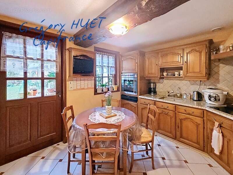 Maison à OUILLY-DU-HOULEY