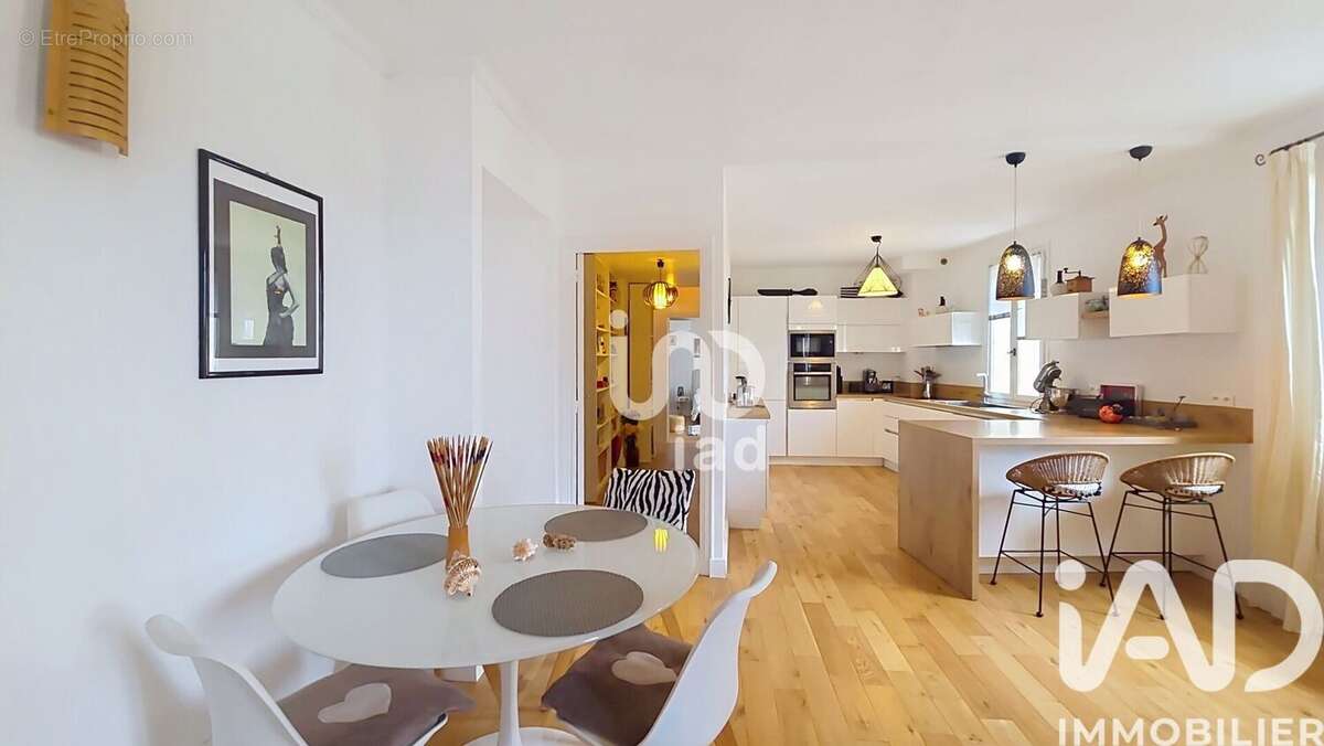 Photo 2 - Appartement à ROQUEBRUNE-CAP-MARTIN