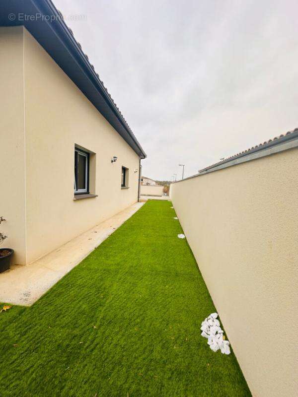 Maison à BASSAN