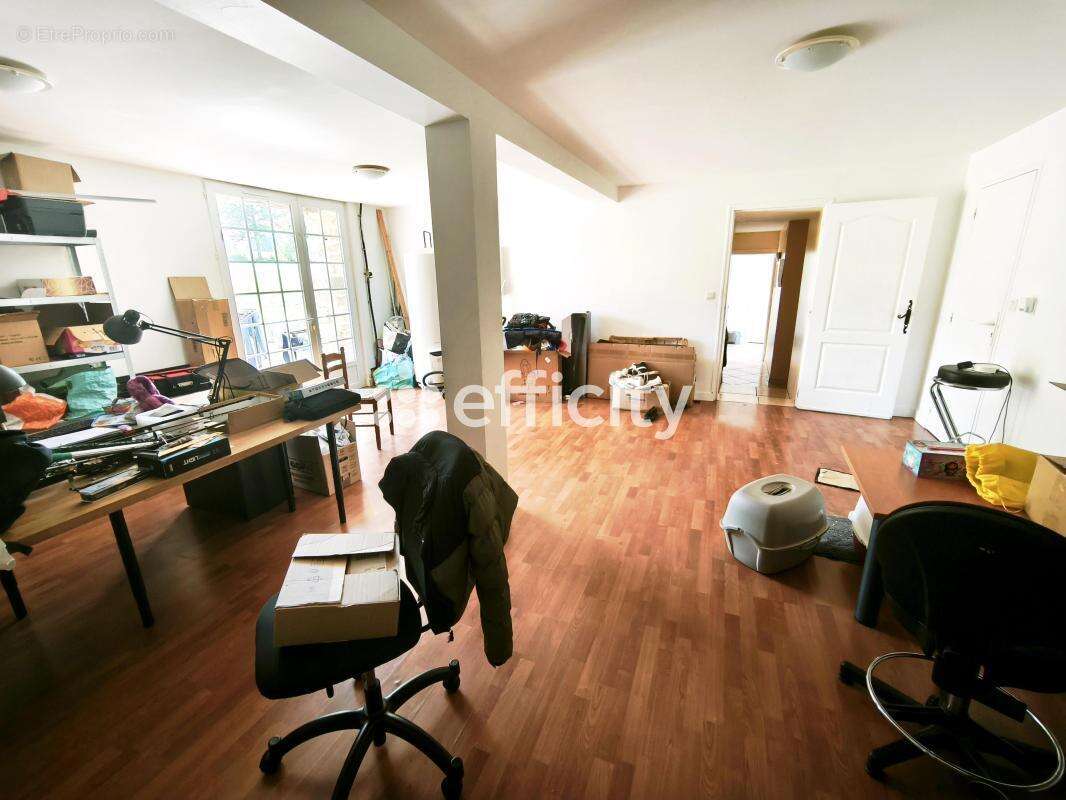 Maison 270 m² à Plestan  - photo 18