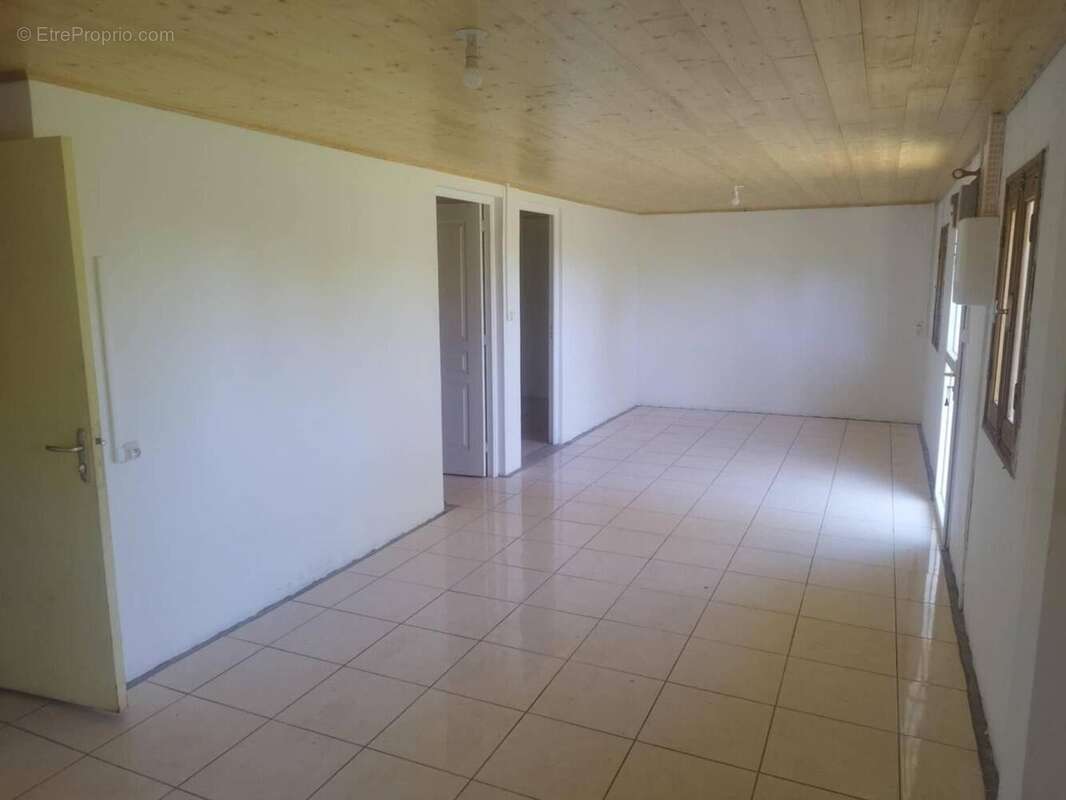 Maison à PETITE-ILE