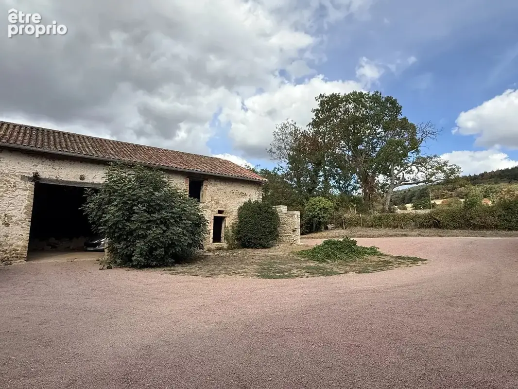 Maison à CLUNY