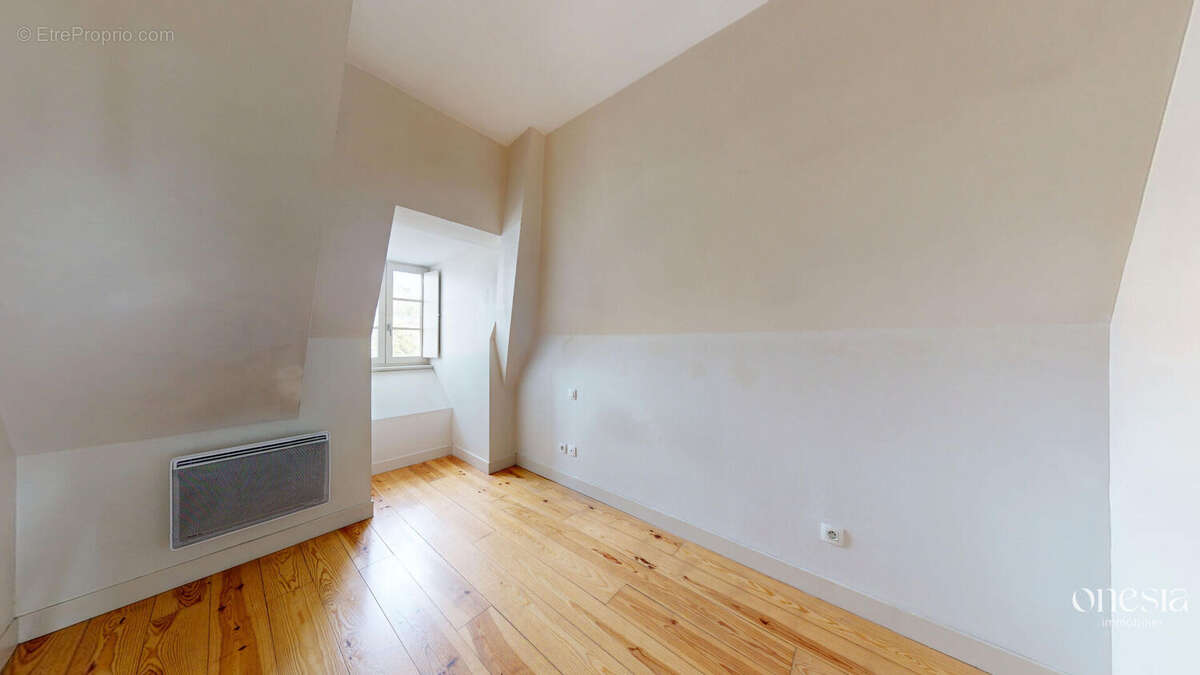 Appartement à OLORON-SAINTE-MARIE