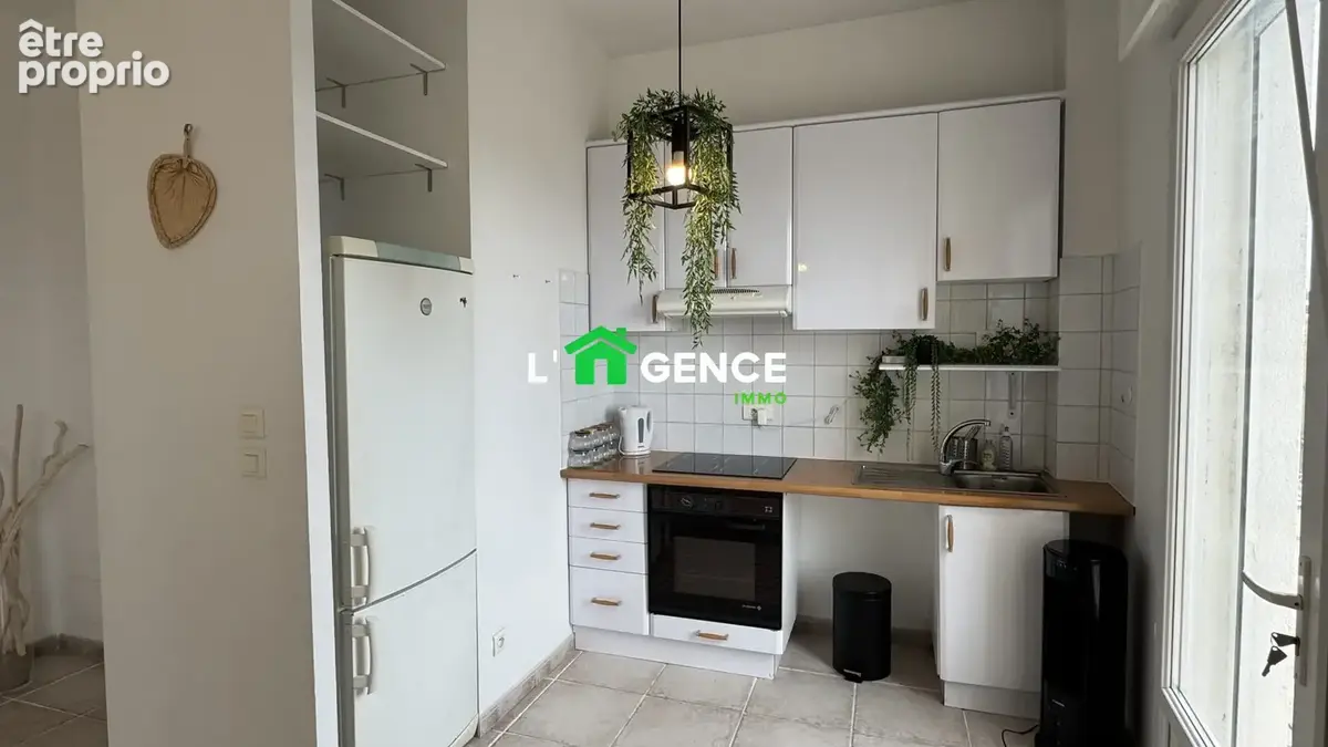 Appartement 3 pièces 60 m² à vendre à Martigues (13500) - photo 3