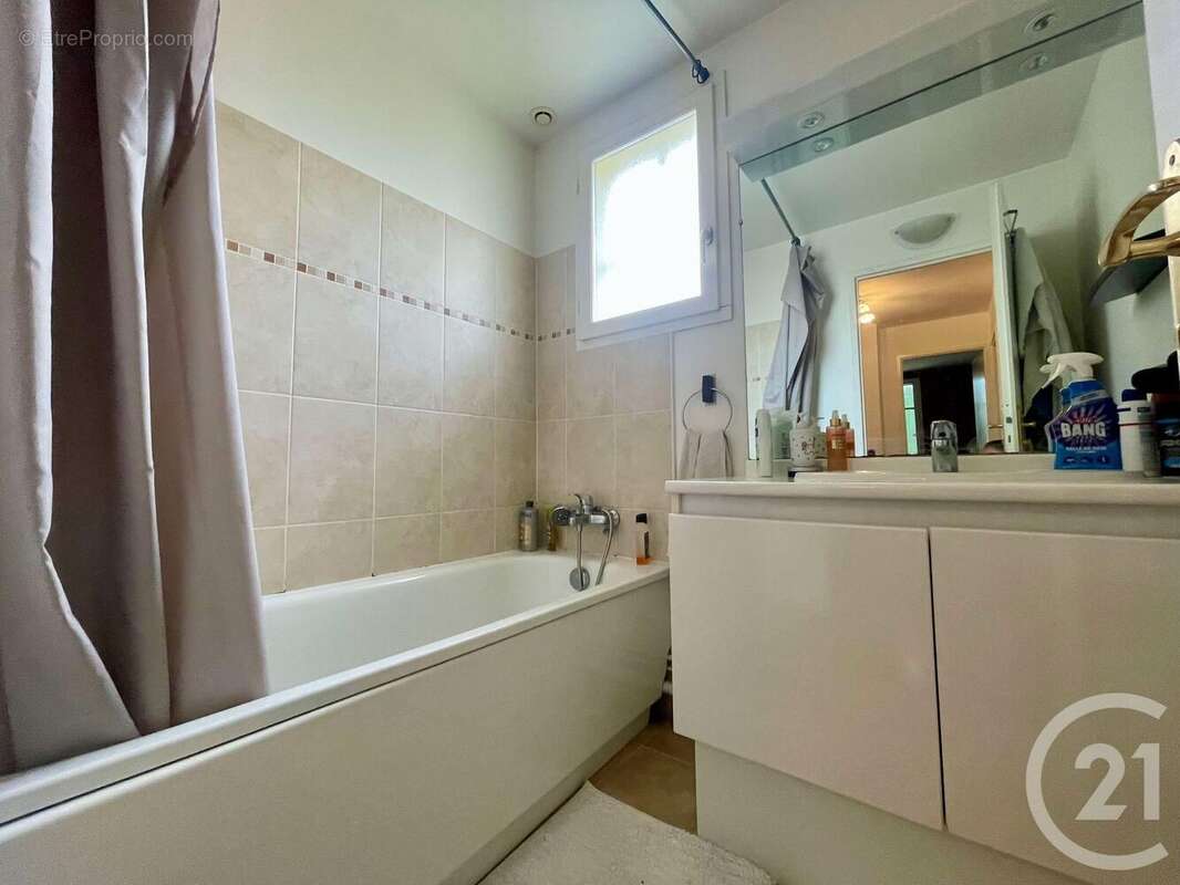 Maison à MOUSSY-LE-NEUF