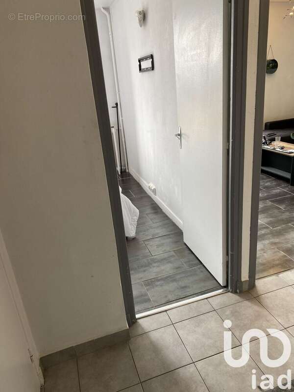 Photo 7 - Appartement à LA CHAPELLE-SAINT-LUC