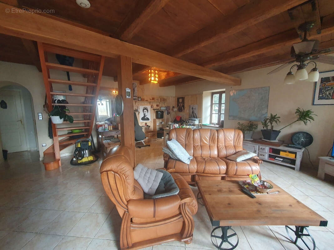 Maison à SOURSAC