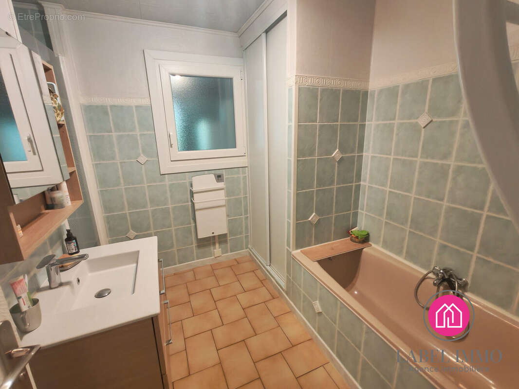 Maison 95 m² à Bruay-Sur-L'escaut  - photo 6