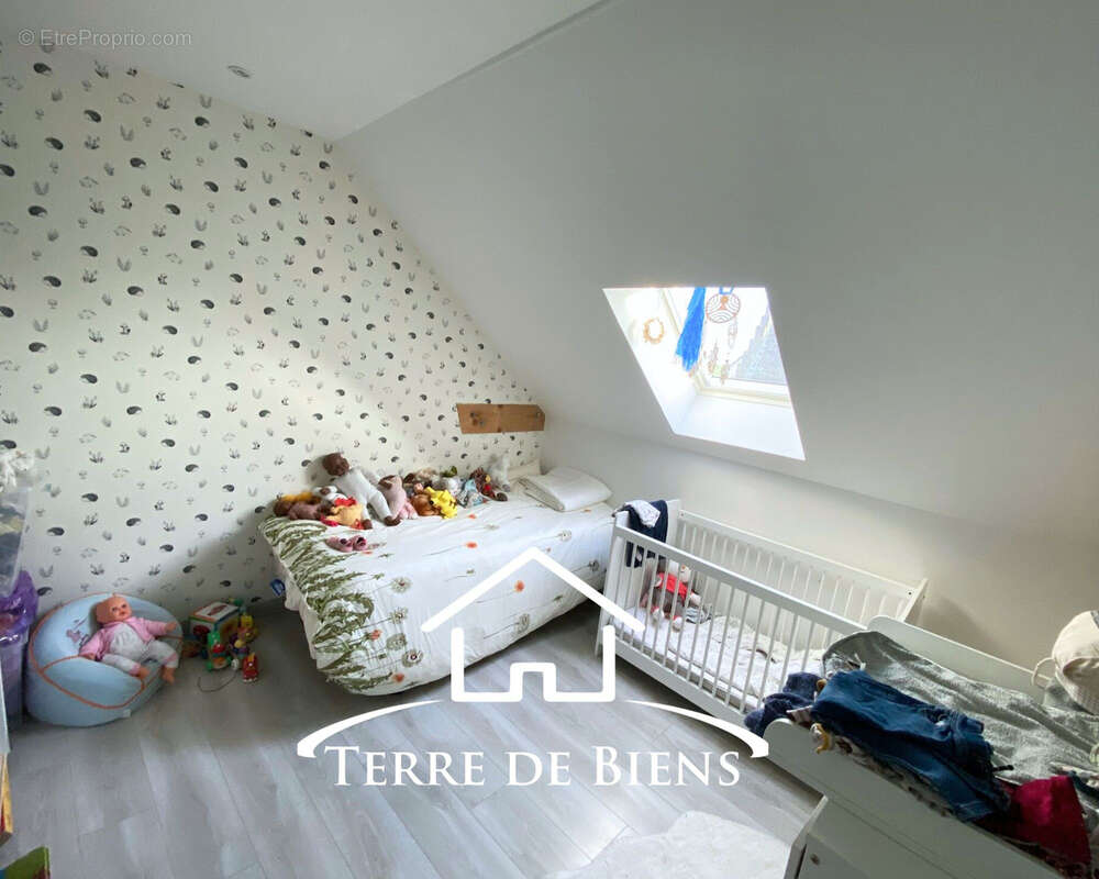 Exclusivité   Longère 6/7 pièces avec dépendances   148 m2   SECTEUR VEZAPONIN - photo 13