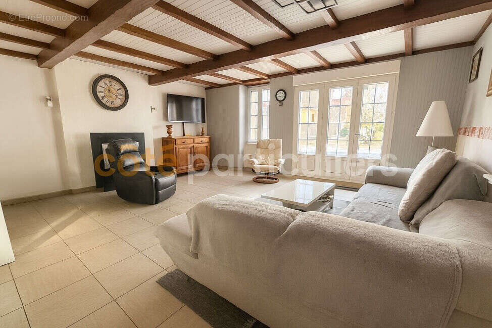 Maison à SAINT-MICHEL-EN-L&#039;HERM