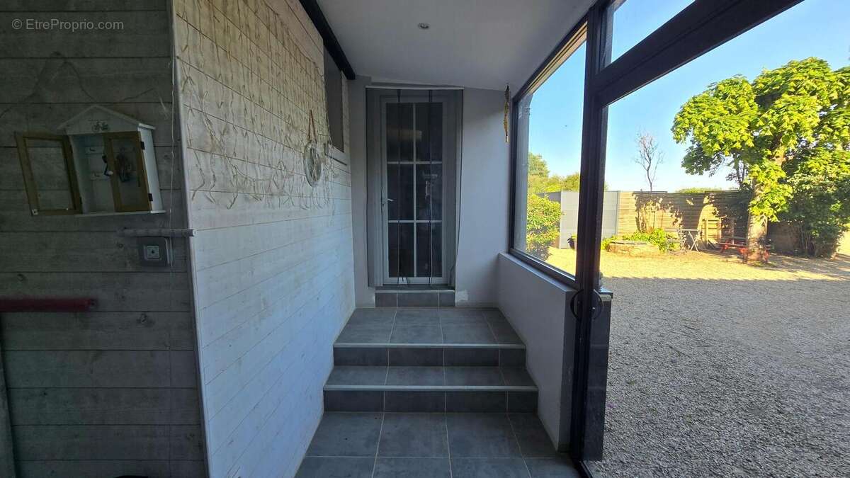 Maison 120 m² à Moussac  - photo 5