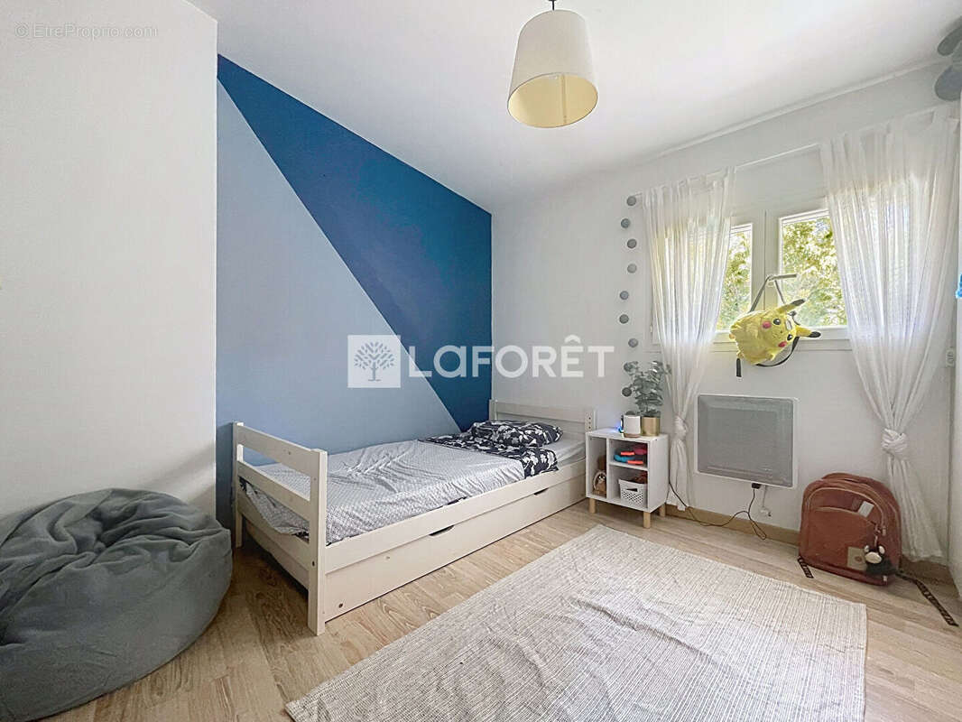 AUBAGNE ? Quartier de Vaux ? Maison T4 en copropriété avec jardin et piscine - photo 11
