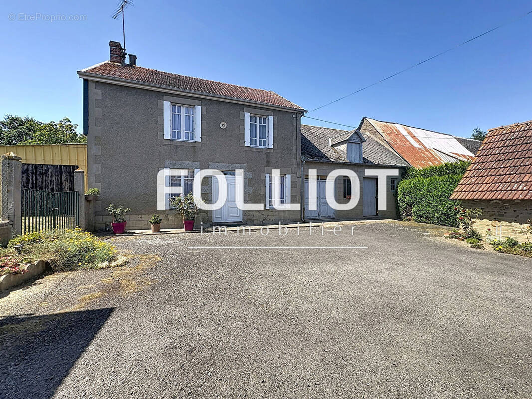 Maison à CROLLON