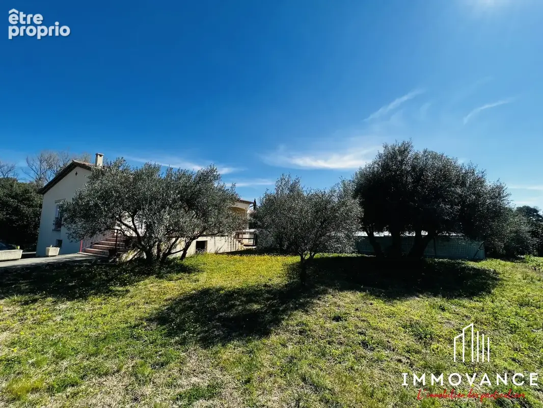 Maison 5 pièces 169 m² à vendre à Saint-Jean-De-Cuculles (34270) - photo 2