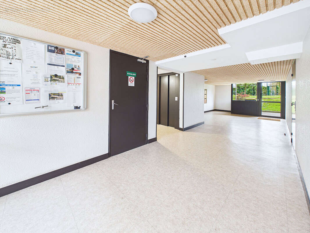 À vendre : Appartement 2 pièces à YERRES - photo 11