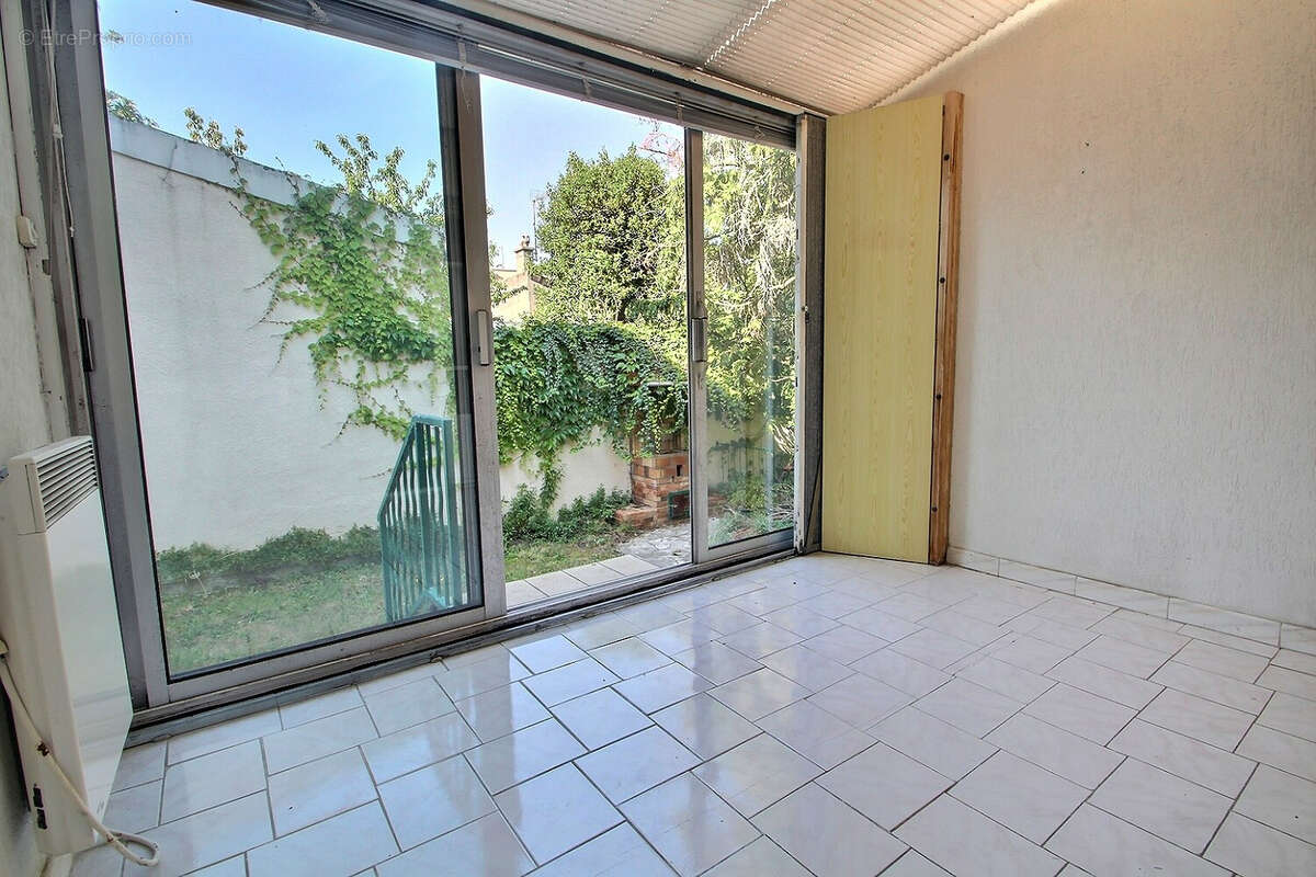 Maison à NANTERRE