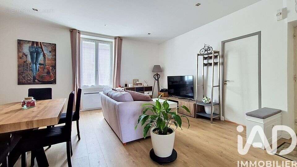Appartement 57 m² à Craponne  - photo 2