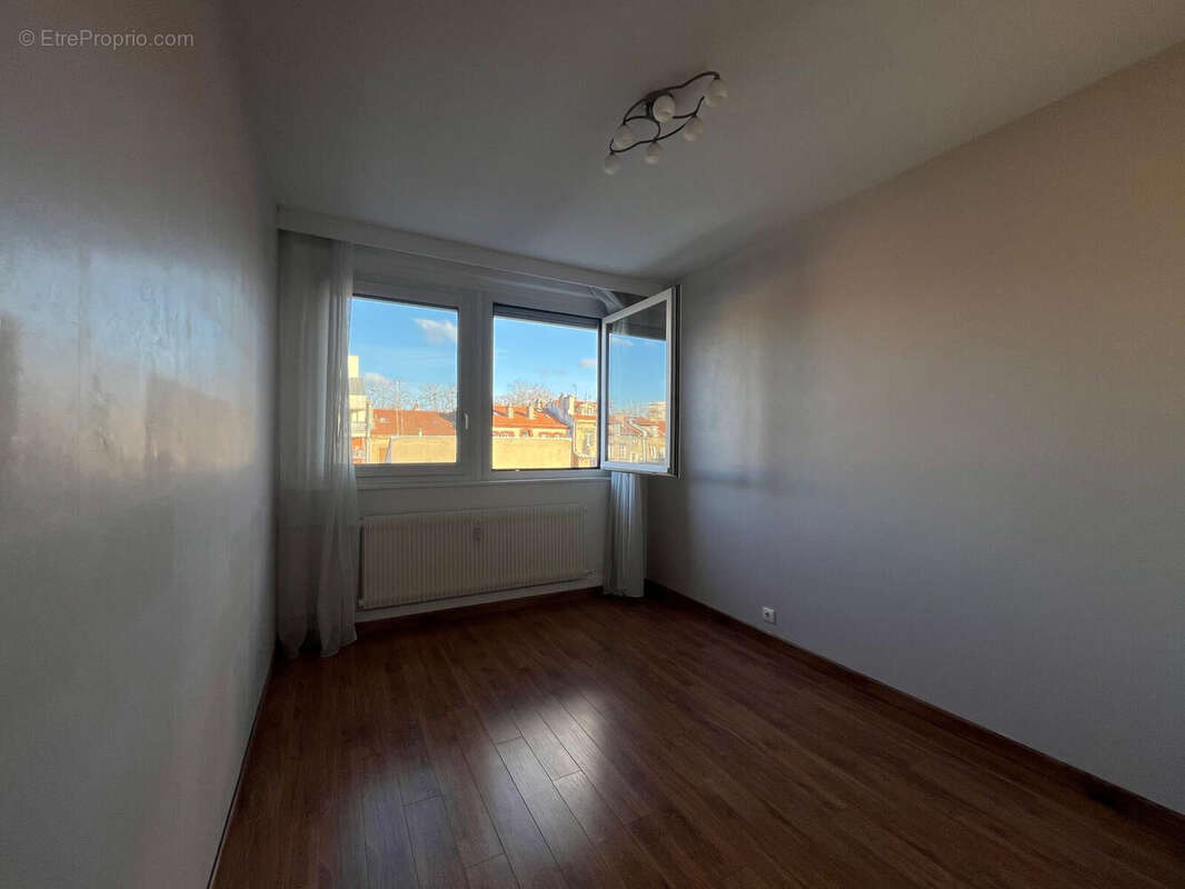 Photo 7 - Appartement à SAINT-ETIENNE