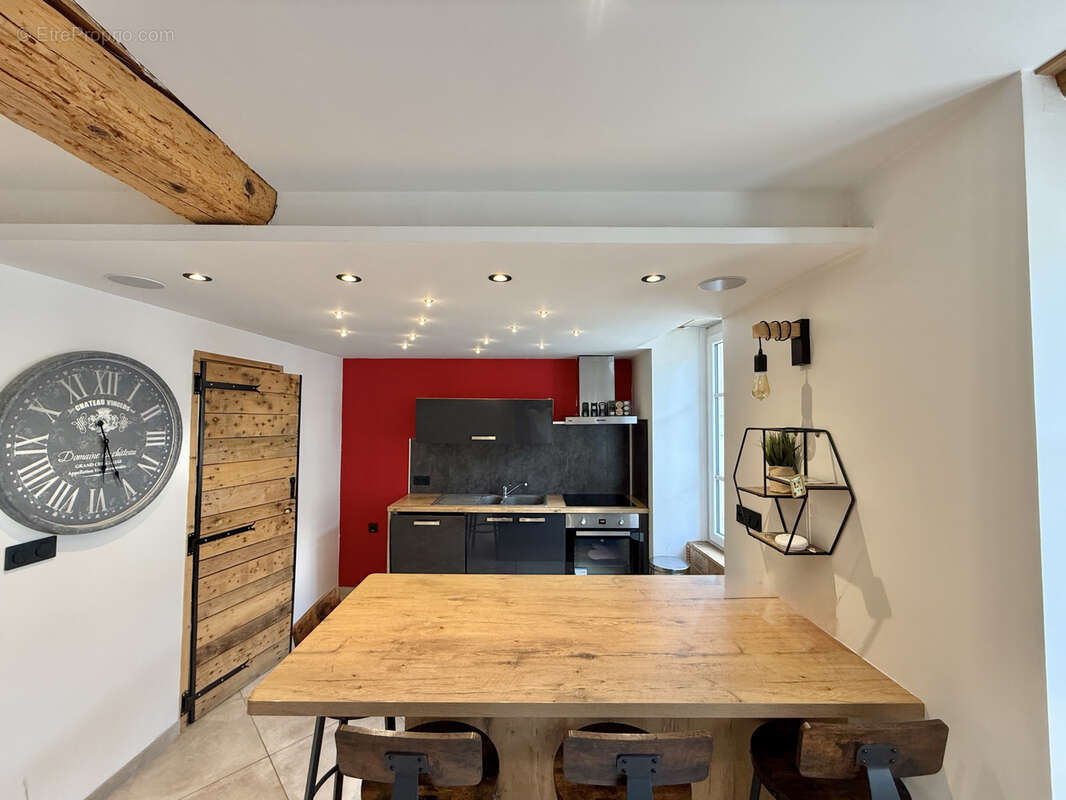 Appartement à THOISSEY