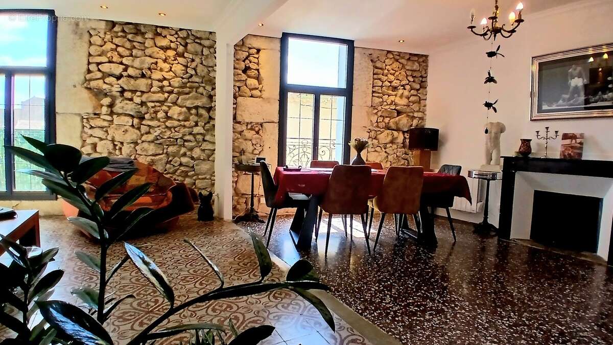 Maison à PUISSALICON