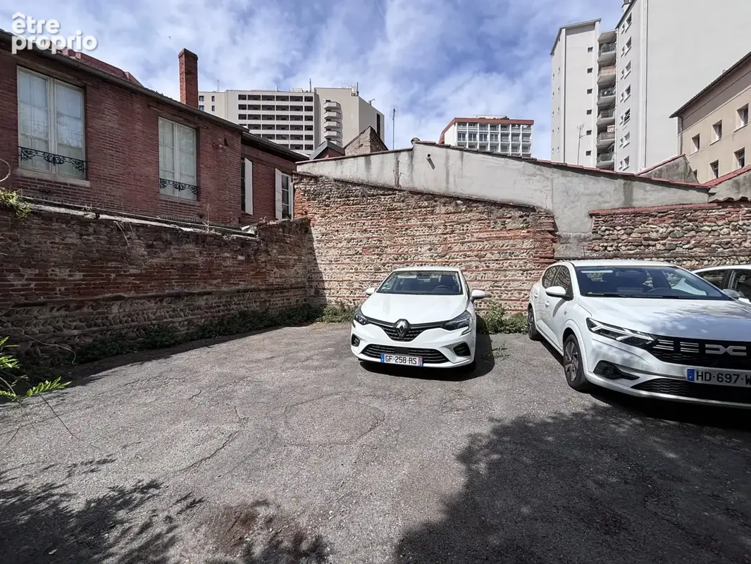 Parking 54 m² à Toulouse  - photo 5