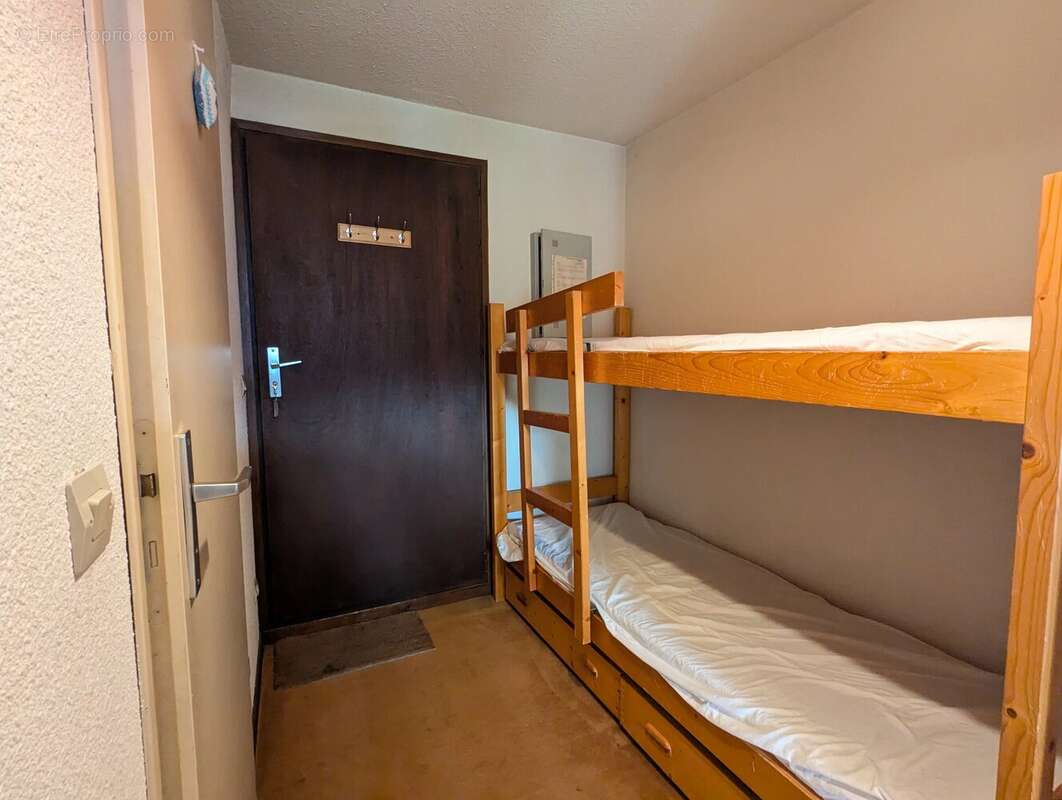 Appartement à MORILLON