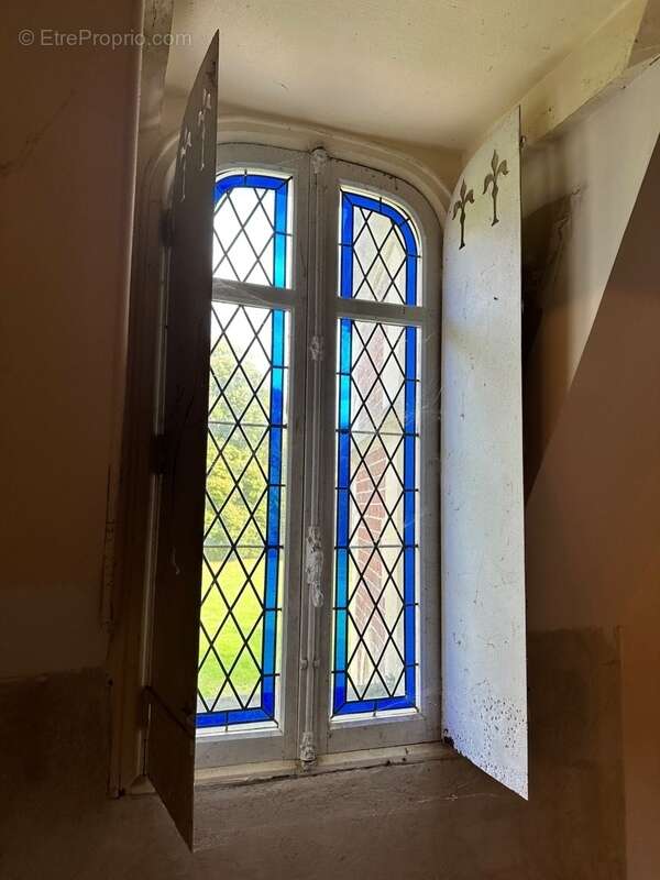 Maison à SAINT-OUEN-DE-THOUBERVILLE