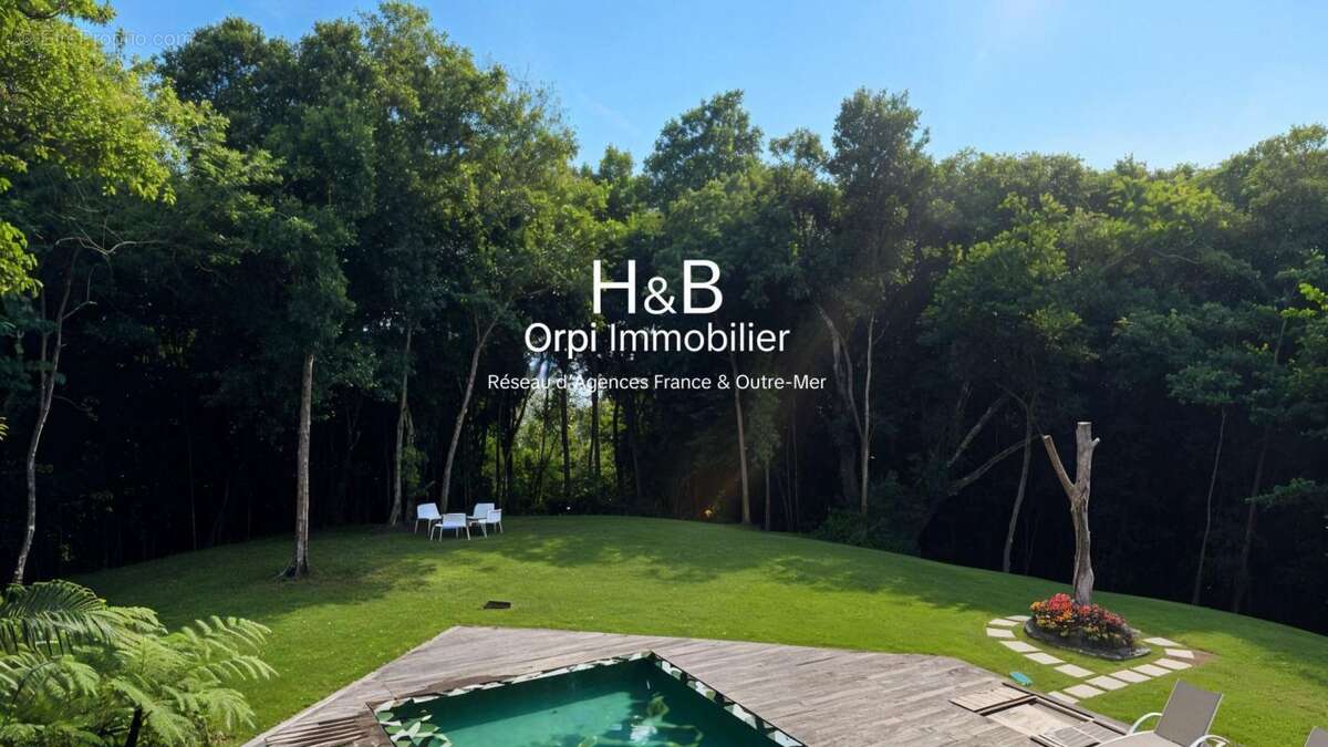 Maison à FORT-DE-FRANCE