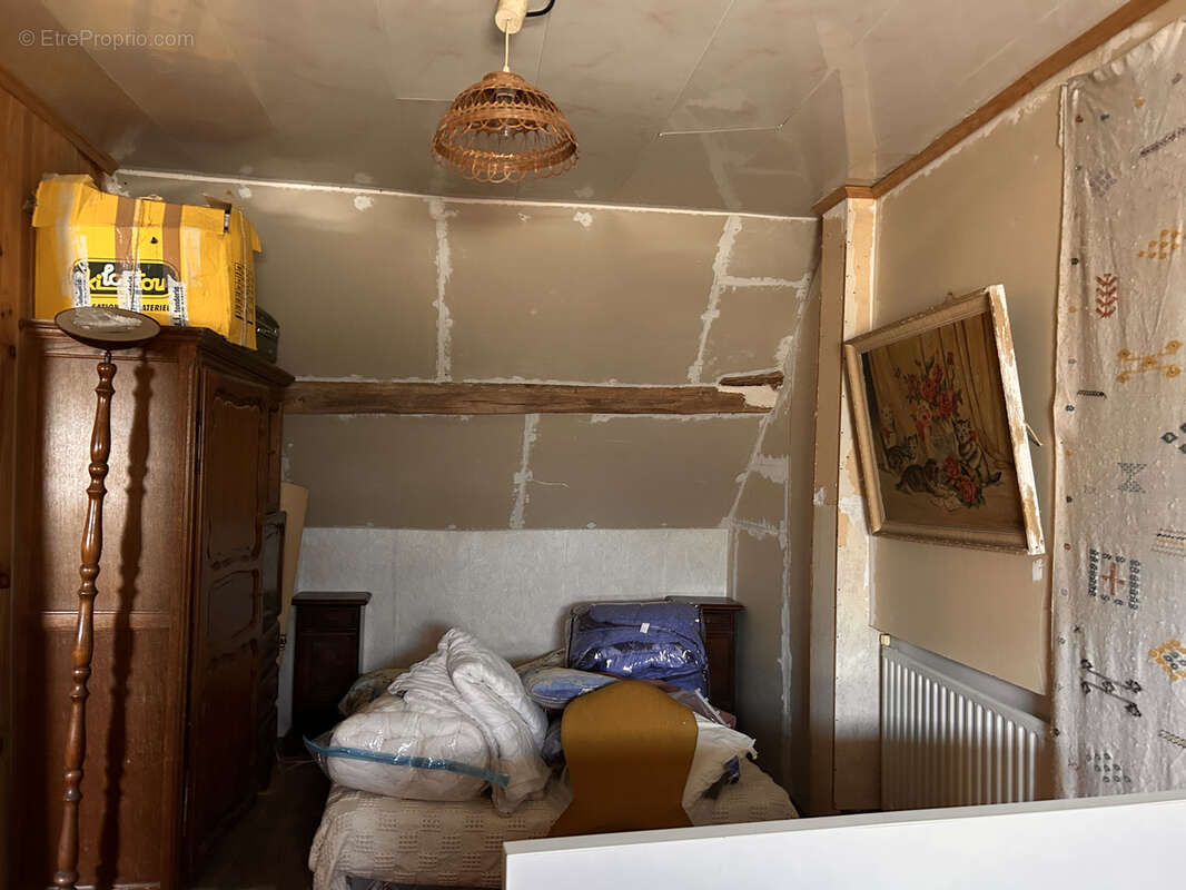 Maison à LA PEROUILLE