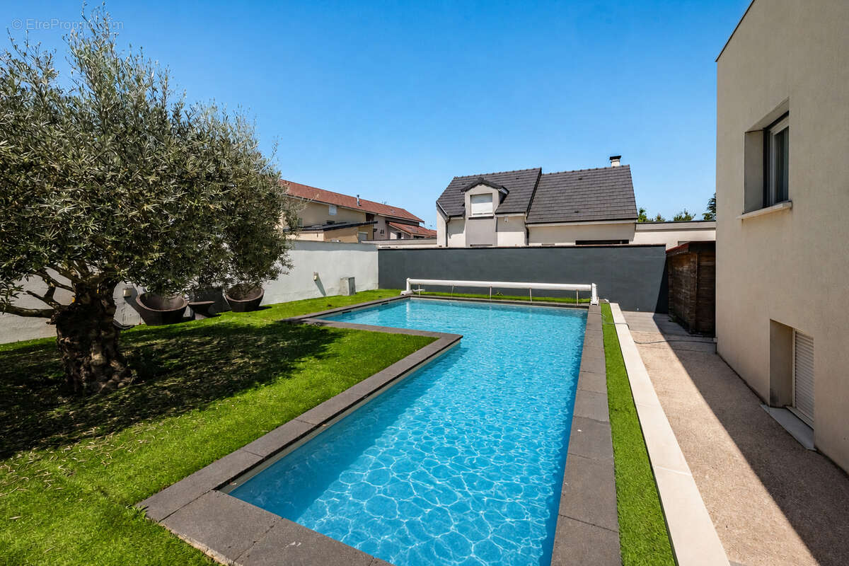 Maison à SAINT-APOLLINAIRE