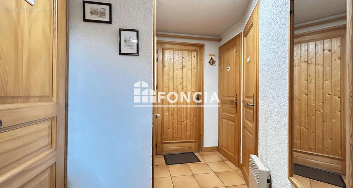 Appartement à MORILLON
