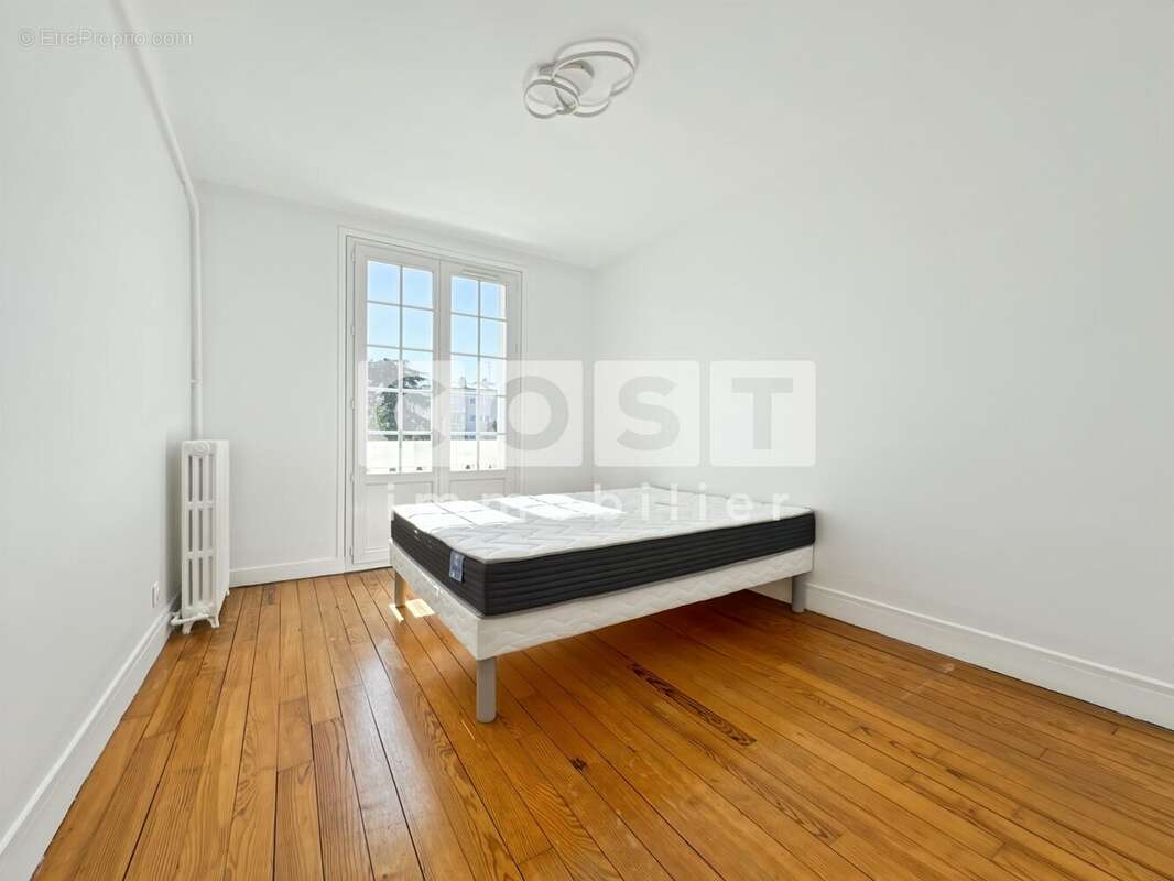 Appartement à BOIS-COLOMBES