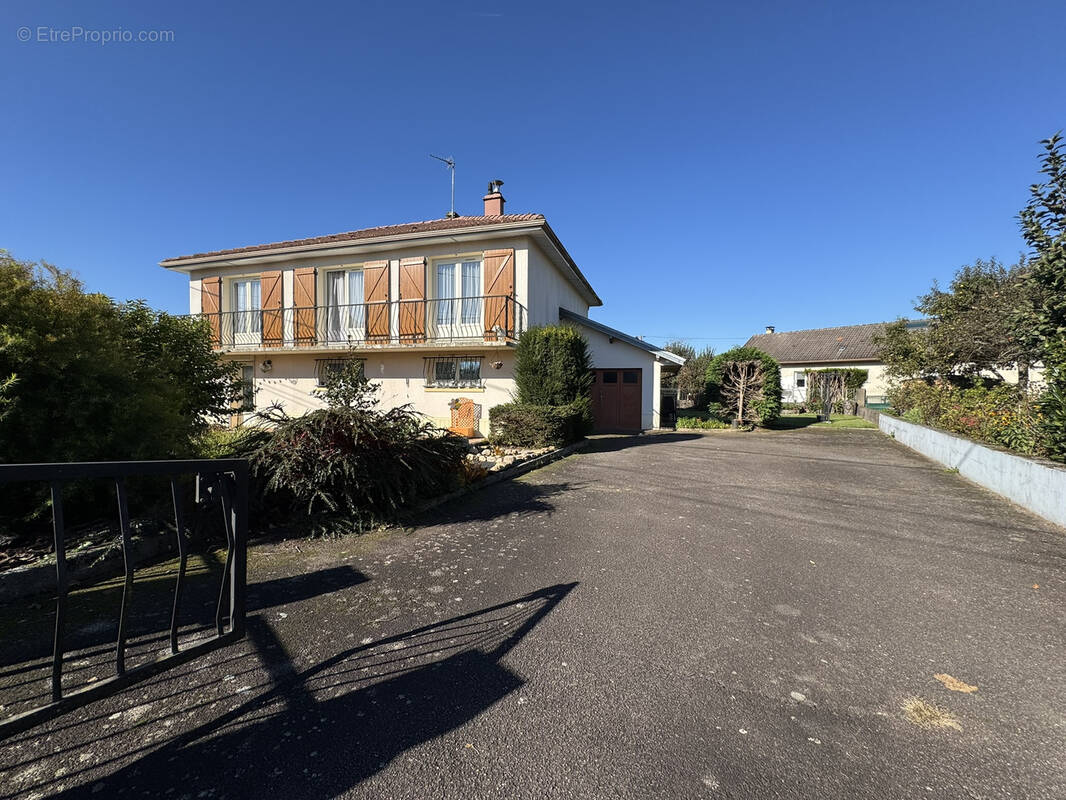 Maison à FROIDECONCHE