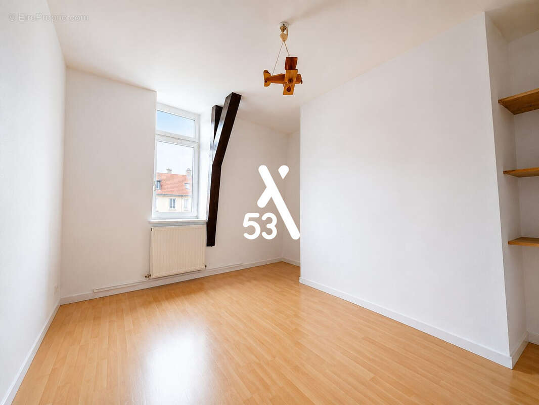 Maison 90 m² à Aire-Sur-La-Lys  - photo 4