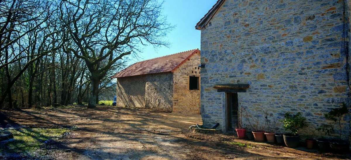 Maison à CAYLUS