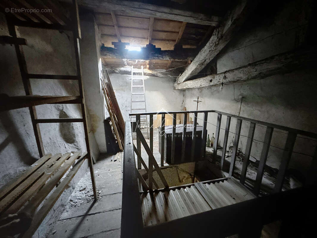 Appartement à SAINT-AFFRIQUE