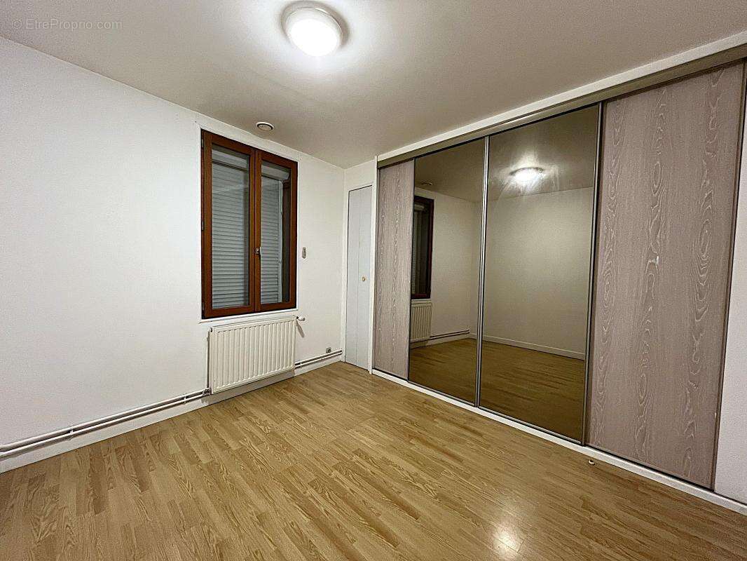 Maison à FEUQUIERES