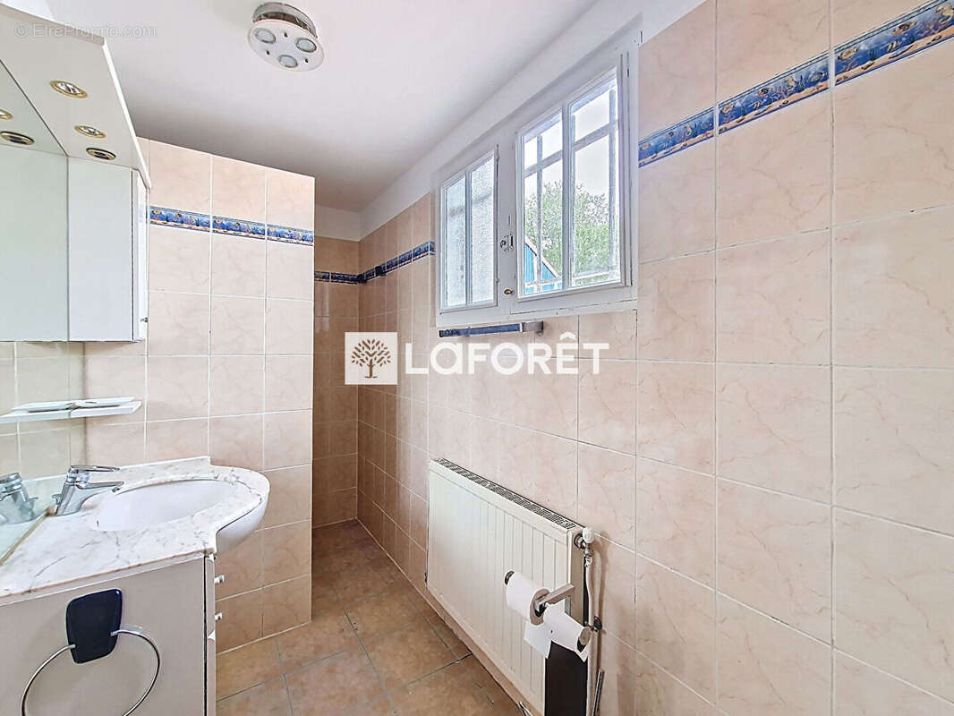 Maison à BONNEUIL-SUR-MARNE