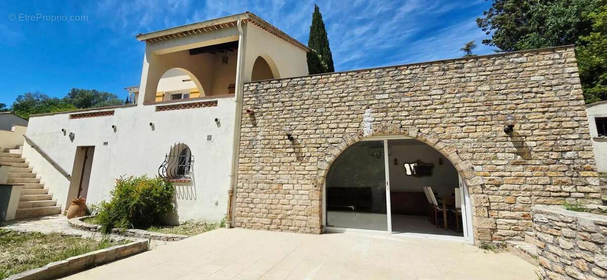Maison à SALERNES