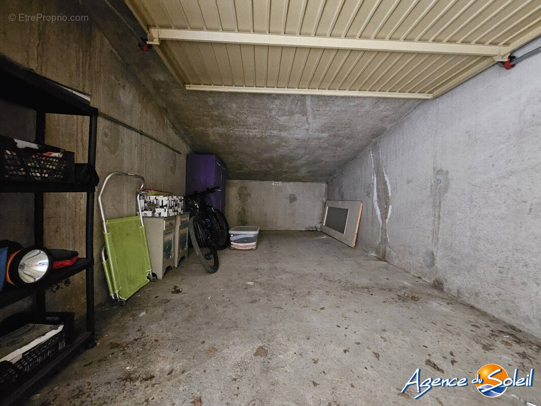 Parking à GRUISSAN
